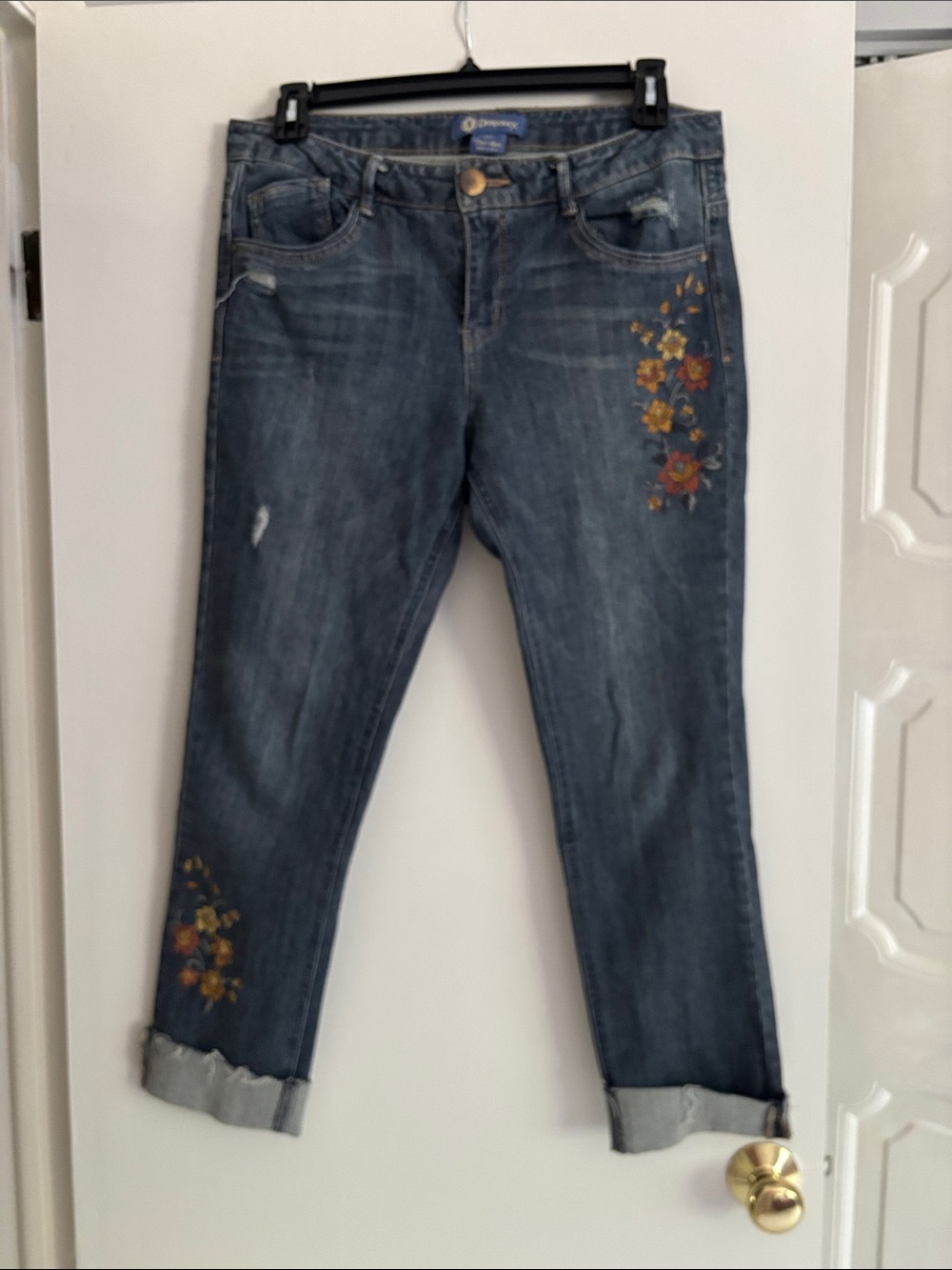 Democracy Dark Wash Cropped Jeans with Floral Embroidery